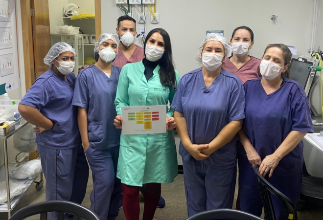 Equipe de enfermagem do HEL participa de treinamento